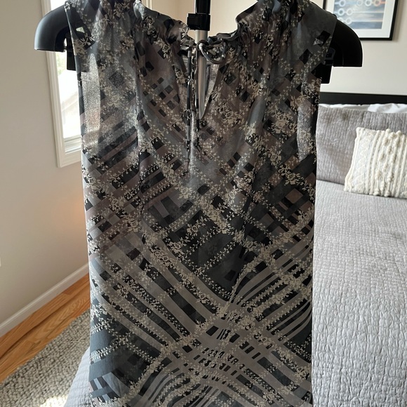 Cabi Graph Blouse - Picture 4 of 7